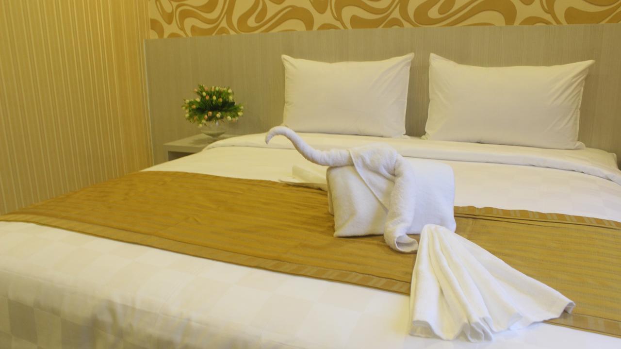 Lj Hotel Medan Luaran gambar