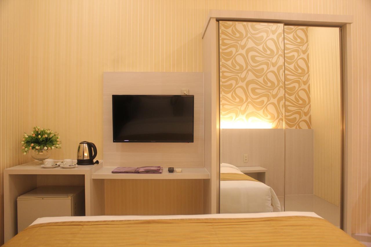 Lj Hotel Medan Luaran gambar