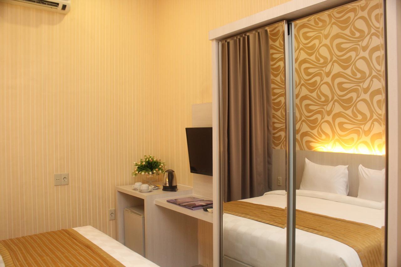 Lj Hotel Medan Luaran gambar