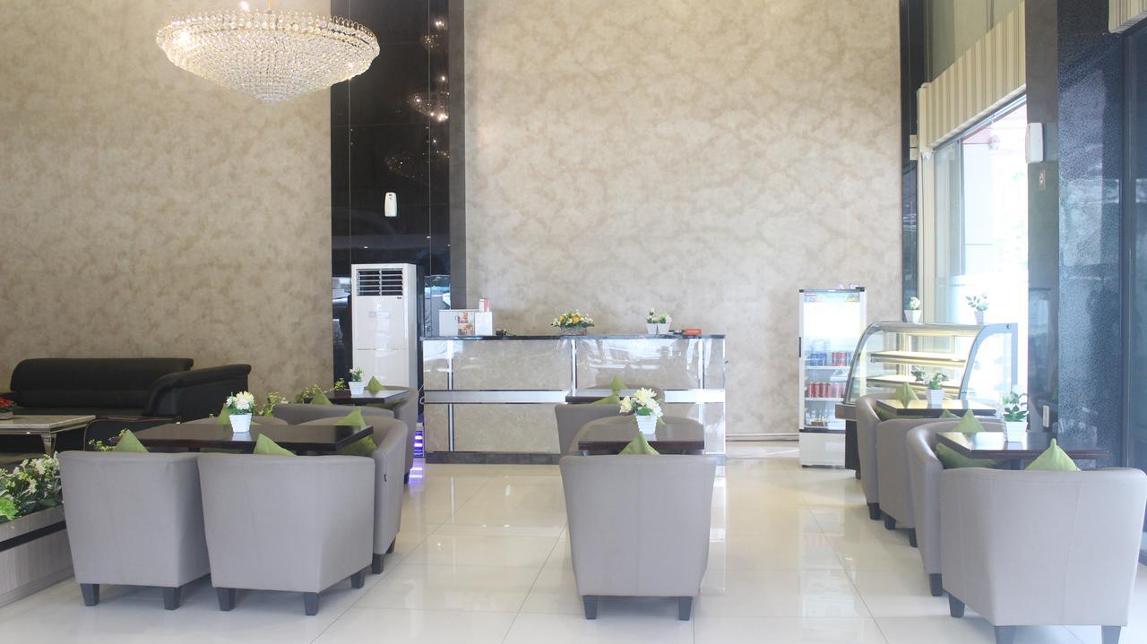 Lj Hotel Medan Luaran gambar